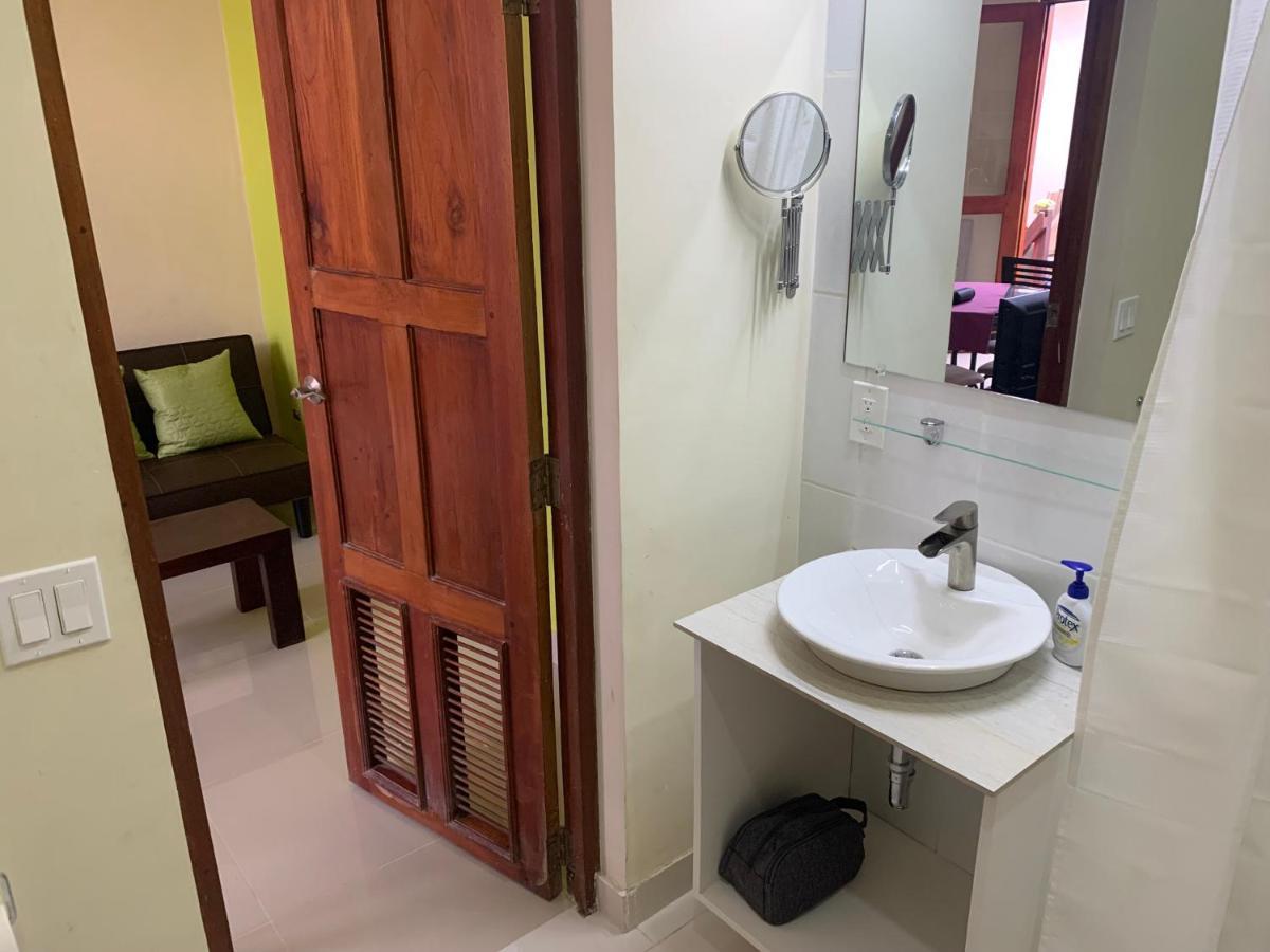 גרנאדה Apartamentos Casa Amarilla מראה חיצוני תמונה