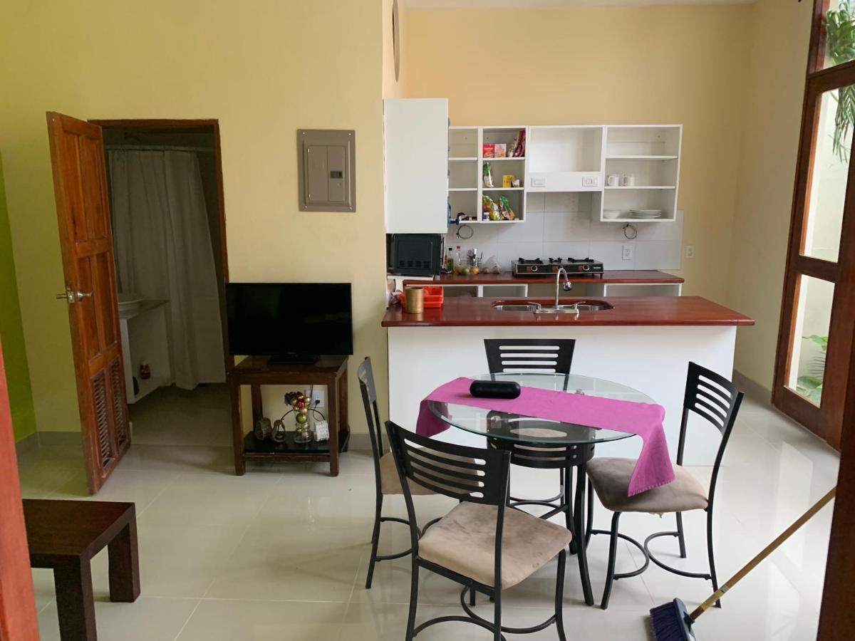 גרנאדה Apartamentos Casa Amarilla מראה חיצוני תמונה