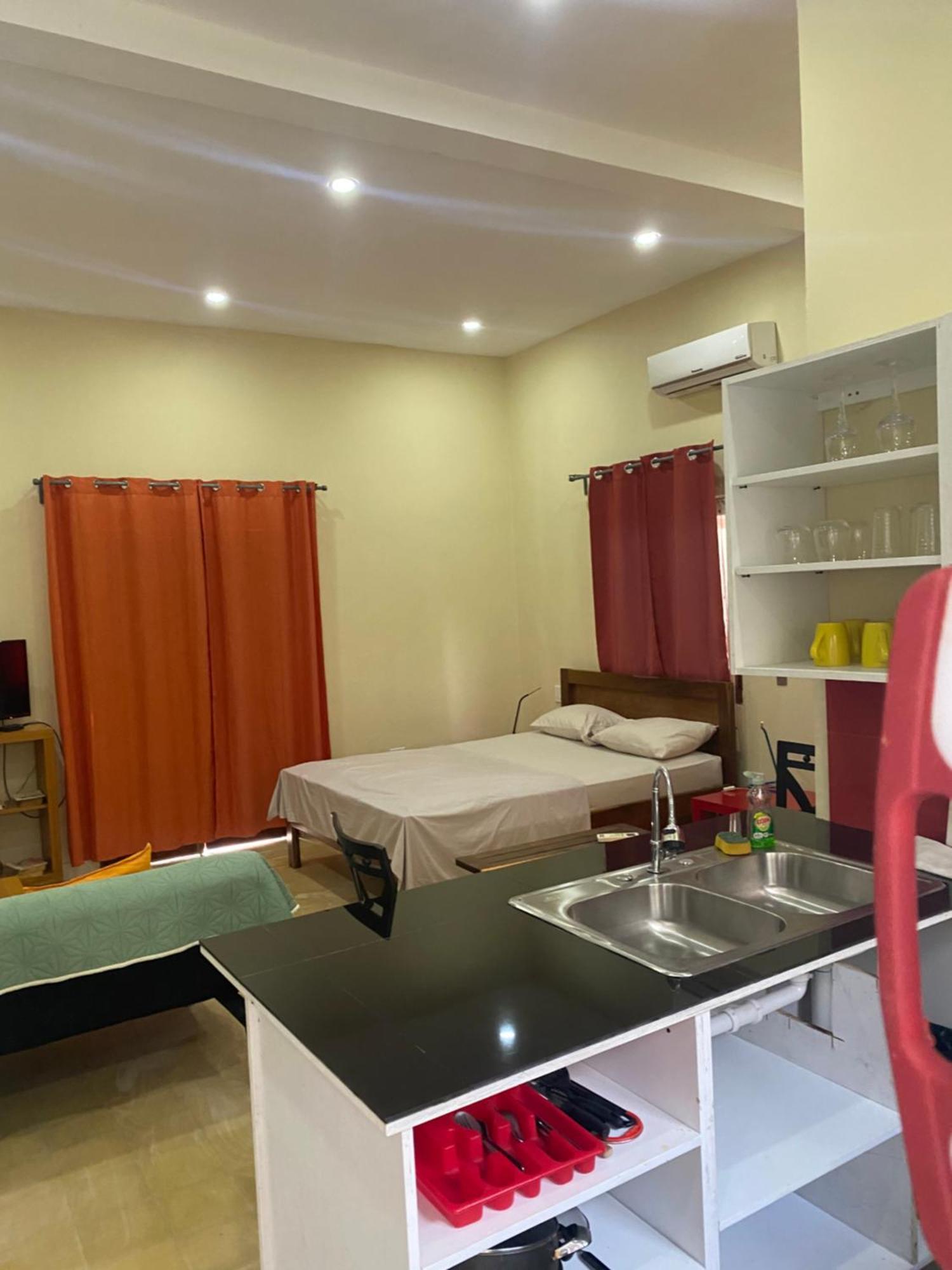 גרנאדה Apartamentos Casa Amarilla מראה חיצוני תמונה