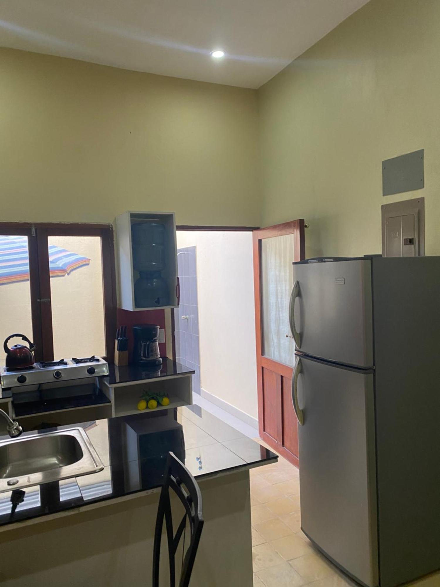 גרנאדה Apartamentos Casa Amarilla מראה חיצוני תמונה