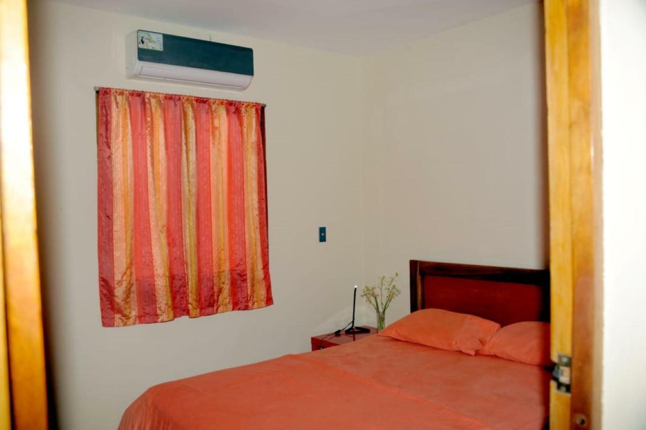 גרנאדה Apartamentos Casa Amarilla מראה חיצוני תמונה