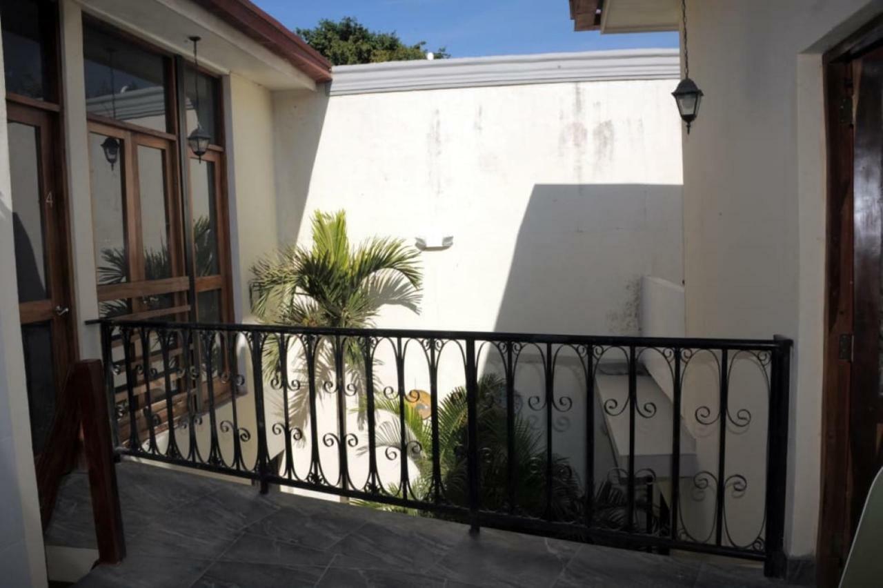 גרנאדה Apartamentos Casa Amarilla מראה חיצוני תמונה