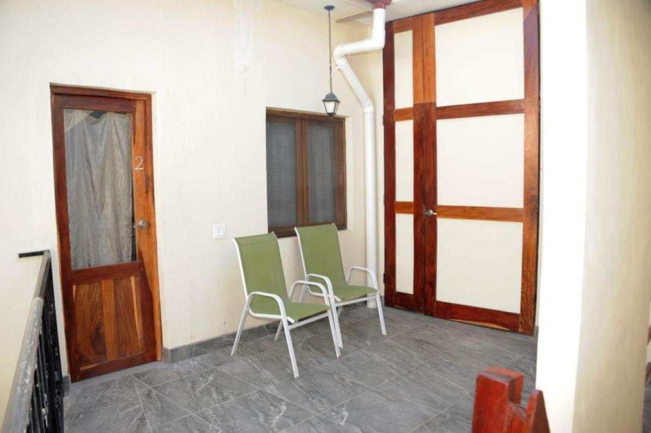 גרנאדה Apartamentos Casa Amarilla מראה חיצוני תמונה